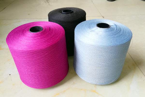 涤纶长丝与短纤纱复合涤纶缝纫线的生产